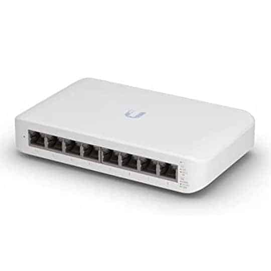 (image for) Ubiquiti Unifi 8-Port PoE/PoE+ Gigabit Unmanaged Desktop/Wall Mount Switch